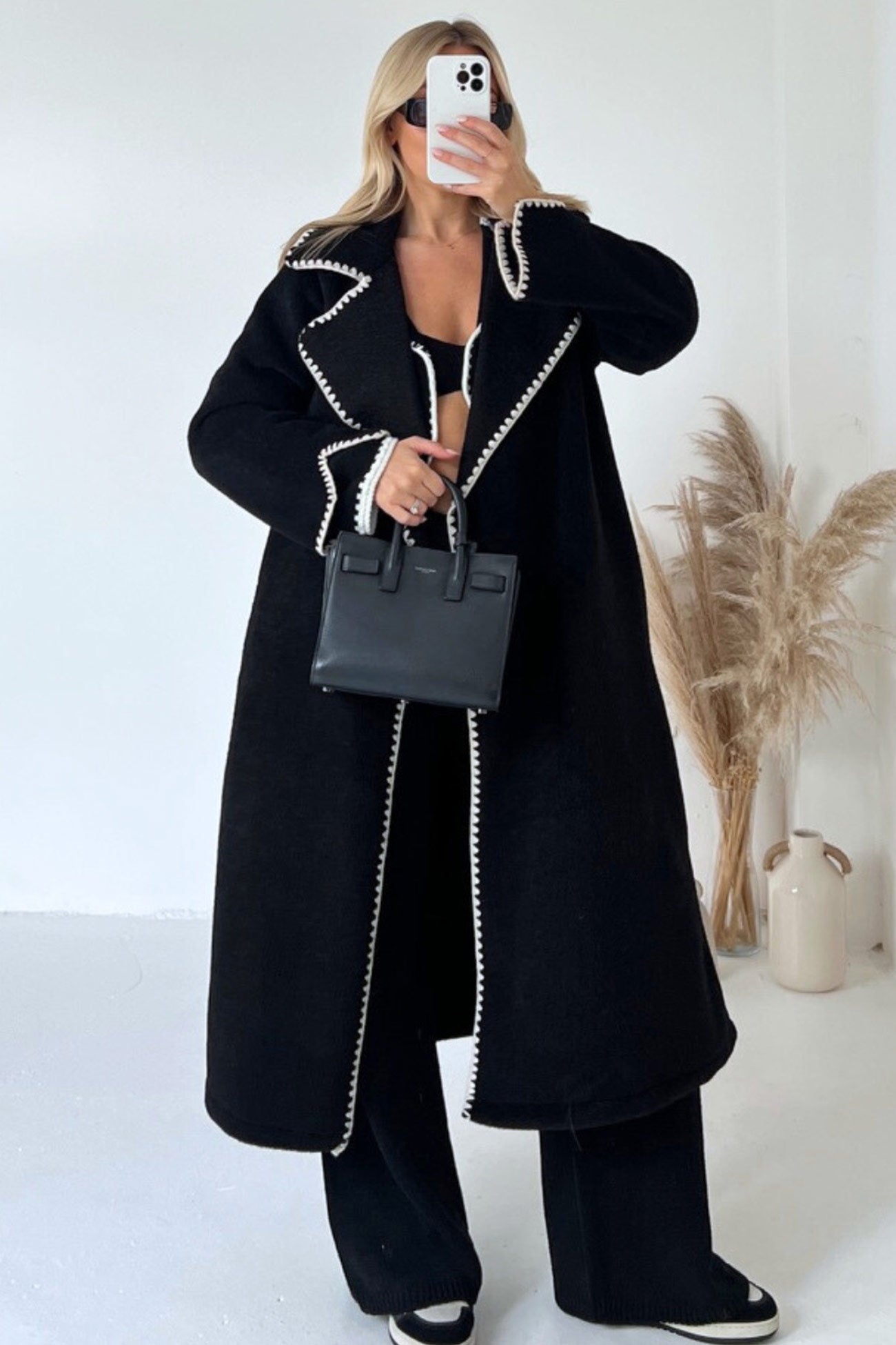 Women's stylish open coat for autumn and winter casual wear