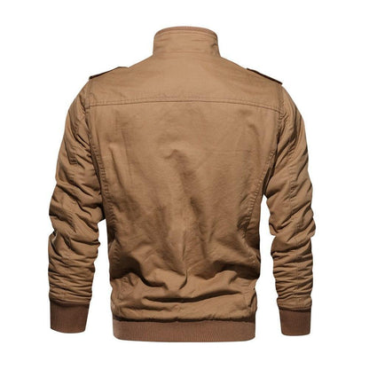 Men's loose fit military jacket with long sleeves and pockets
